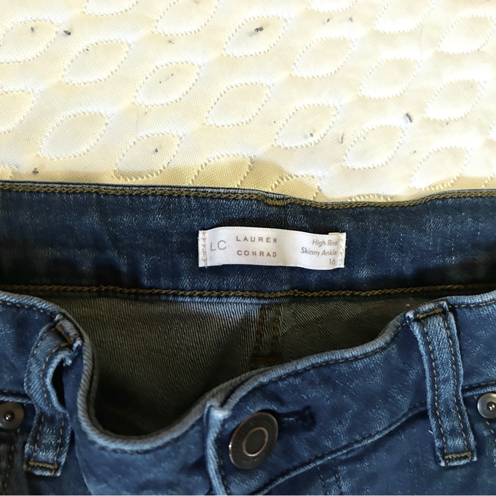 LC Lauren Conrad High Rise Button-Fly Blue Jeans - Picture 2 of 4